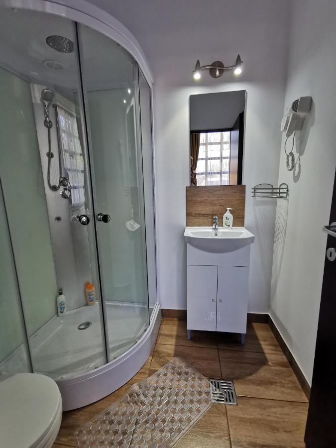 Ambient Deluxe Apartman Gyula Extérieur photo
