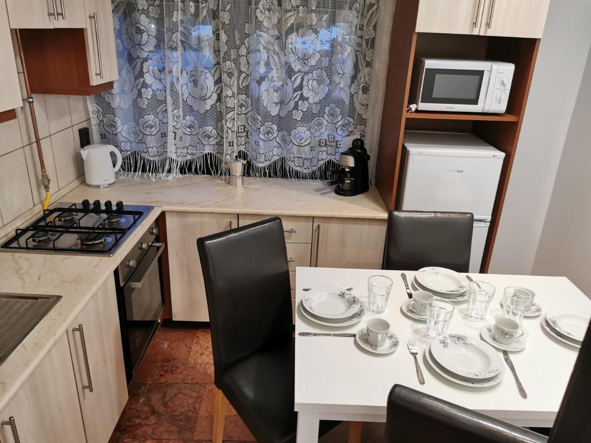 Ambient Deluxe Apartman Gyula Extérieur photo